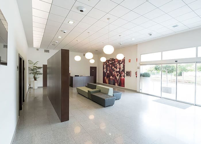 Crematorio Valencia: Servicios profesionales y cercanos con Tanatorios Auñón
